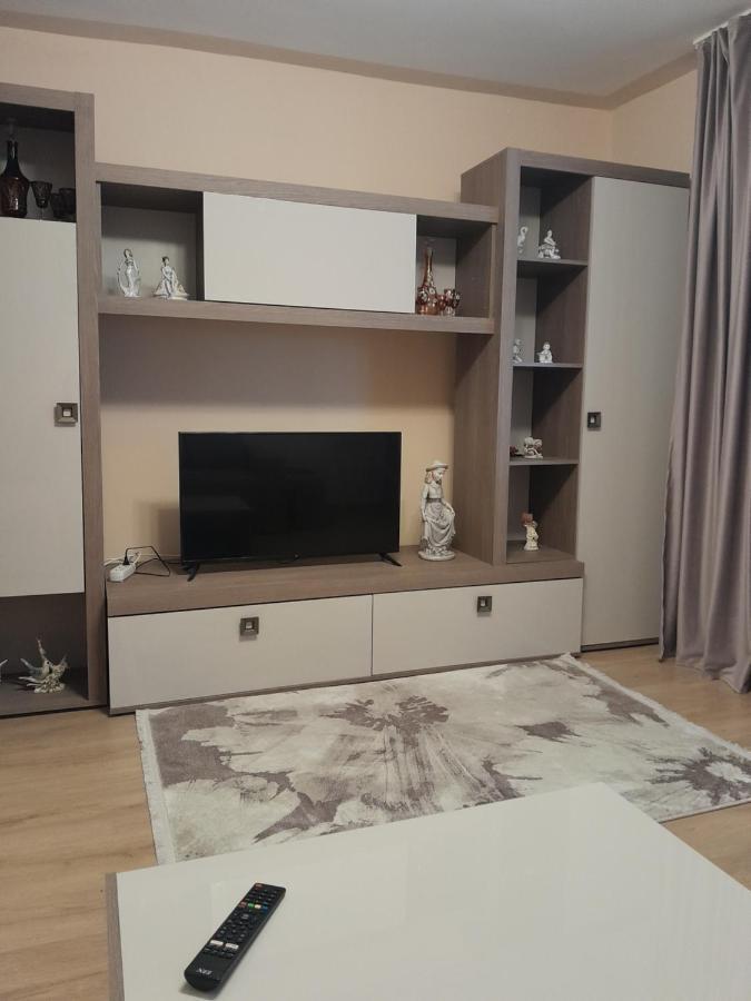 Casa Emilia Appartement Orşova Buitenkant foto